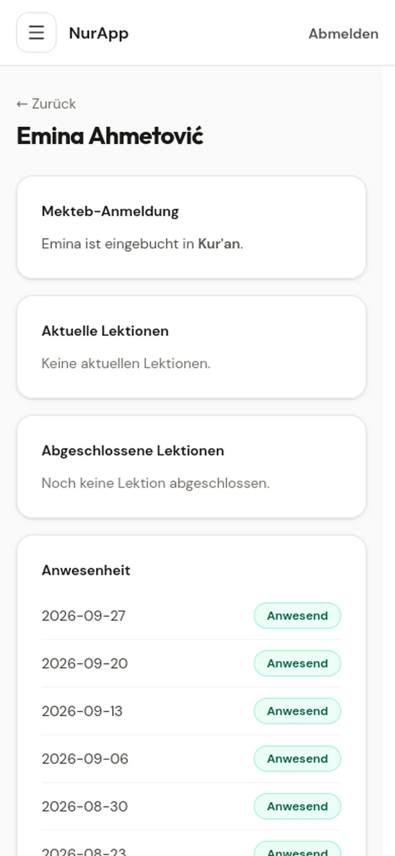 Kind im Elternbereich auf dem Smartphone